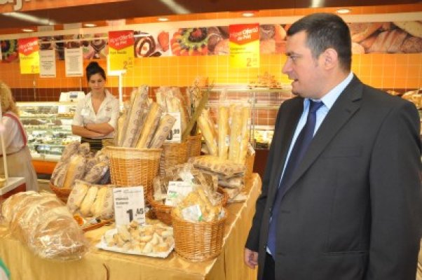 Nutriţionistul Mihaela Bilic: Mâncaţi din toate cu măsură; nu din cauza pâini ne îngrăşăm, ci din cauza a ceea ce punem pe pâine - vezi foto+video